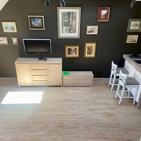 Apartament Apartment *